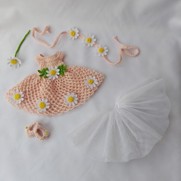 Daisies Outfit - Image 8